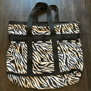LeSportsac Zebra Black & White Travel Zip Closure Large Tote